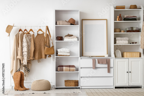 Neutral capsule wardrobe or...