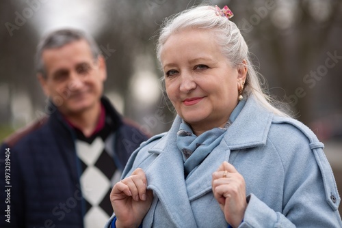 Εκτύπωση καμβά An elderly couple is taking part in a photo shoot