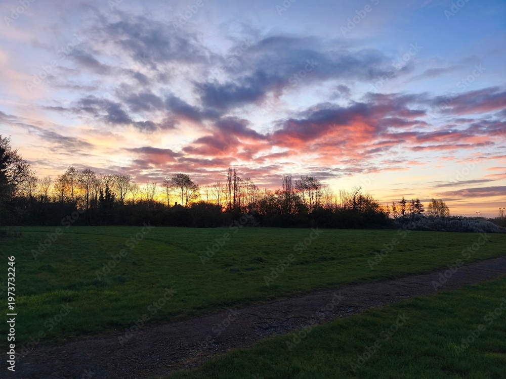 Fototapeta premium sunrise in the city