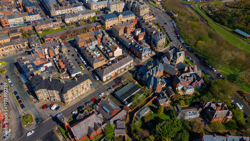 Φωτογραφία Drone view over historic Saltburn buildings and green parkland