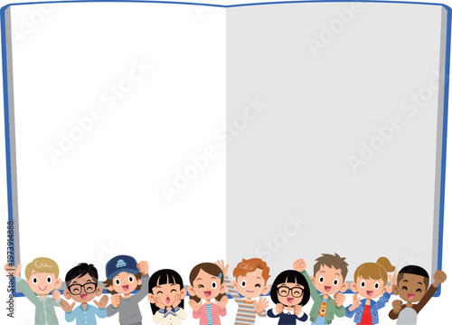 多国籍、多人数の元気な10人の小学生の男女と空欄のタブレット