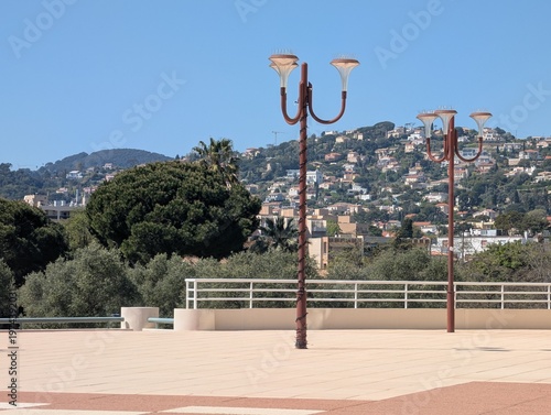 Golf Juan, park Exflora 