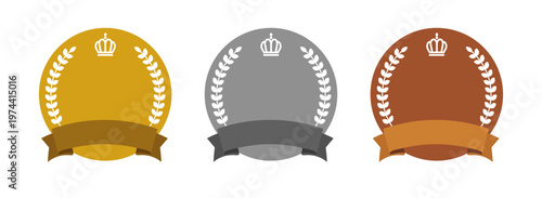 金銀銅 丸型ランキングバッジ テキストなしセット｜月桂冠・王冠・リボン ベクター素材