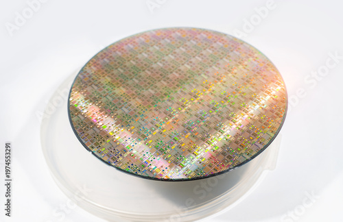 Fotografie patterned silicon wafers in plastic holder box