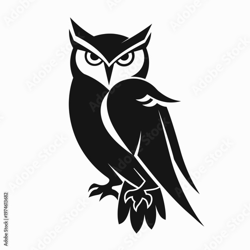 Striking black owl silhouette illustration, a wise nocturnal bird of prey. Clean vector graphic on white, symbolizing wisdom.