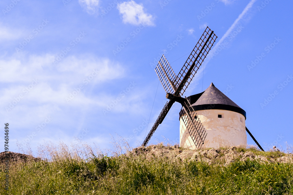 Fototapeta premium Historic Windmills on Hill in Consuegra, La Mancha, Spain