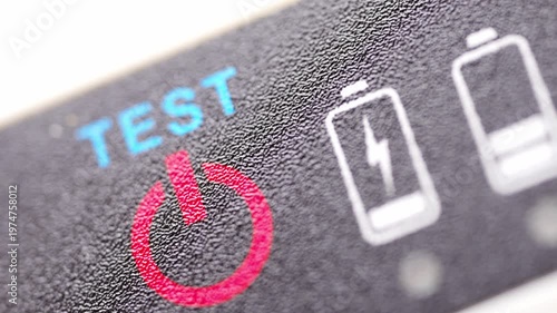 Battery charge indicator shows various battery levels over time