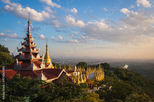 temples bouddhistes au Myanmar à Mandalay