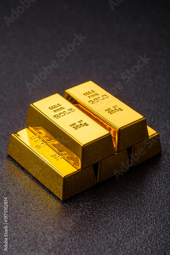 Foto Gold bars or ingots as a metal for bank storage, investments, and financial transactions