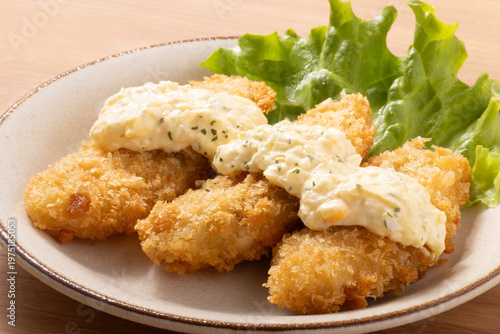 白身魚フライ　タルタルソース