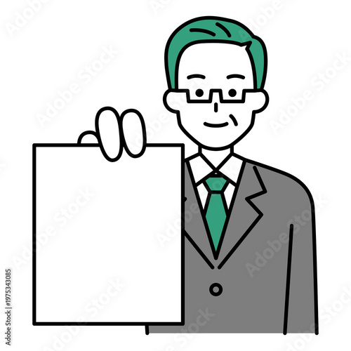 書類を見せる中年のスーツの男性