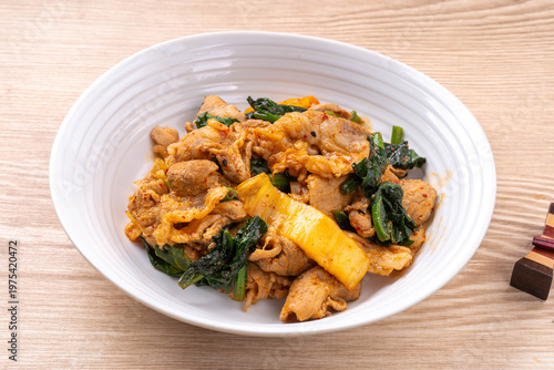 ほうれん草の豚キムチ炒め