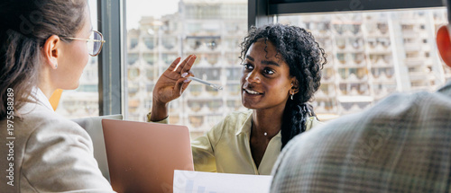Photos Tranquil HR mediator encourages open communication among team members