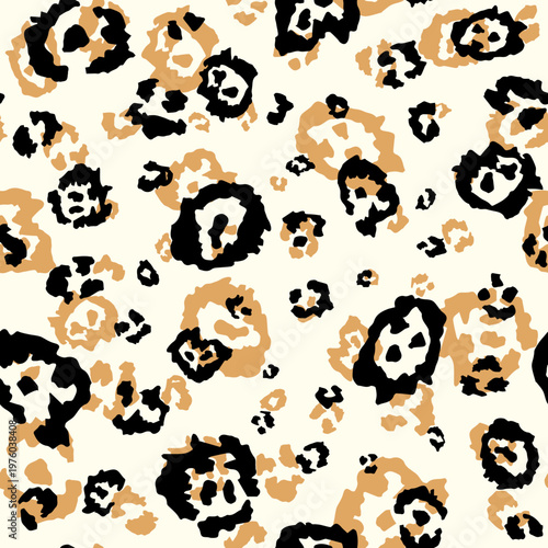 Seamless maxi leopard animal print pattern with scattered spots