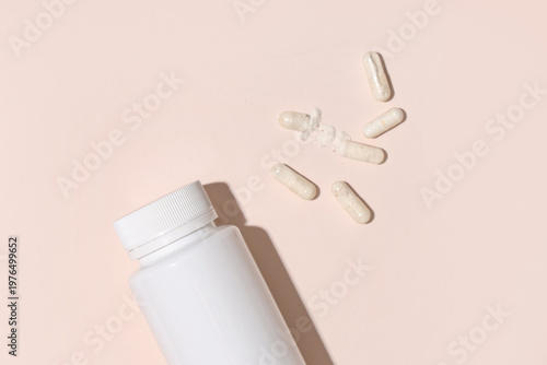 Blank plastic vitamin bottl...