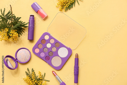 Decorative cosmetics and mi...