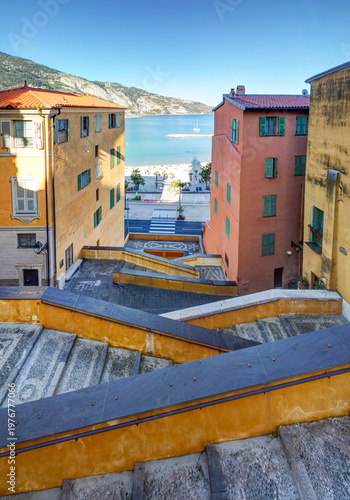 Vue sur les rampes Saint Michel à Menton dans le département des Alpes Maritimes