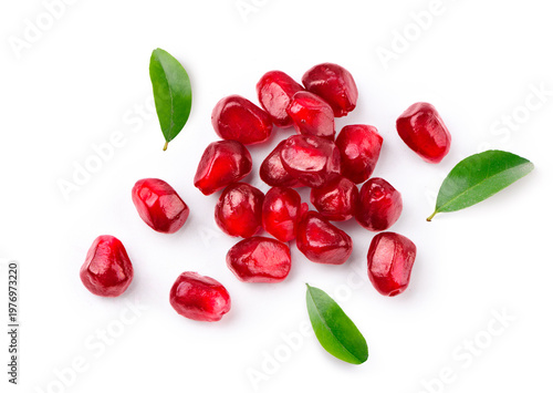 Obraz na płótnie pomegranate seeds isolated on white.