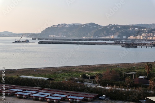 Bagnoli - Pontili dell'ex Ilva dal Belvedere Bixio a Discesa Coroglio