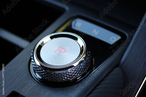 Macro of a rotary gear selector in a modern vehicle