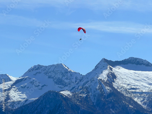 montagne in val d' ossola con parapendio in italia