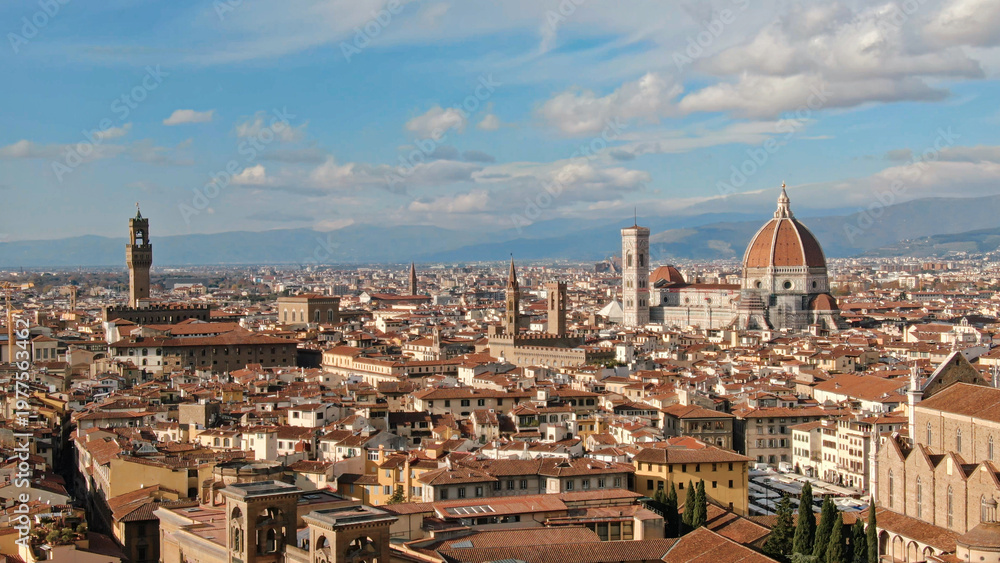 Obraz premium Florence cityscape showing florence cathedral and palazzo vecchio