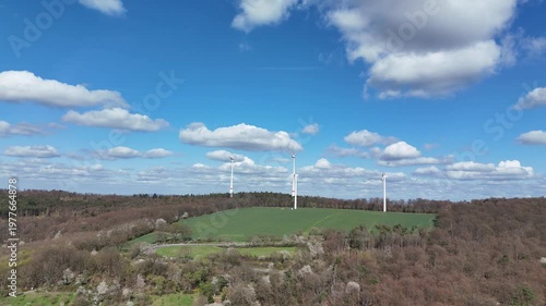 Windkraftanlagen im Odenwald