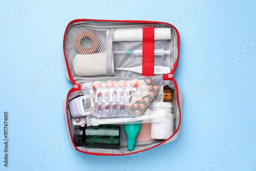 Canvas-taulu First aid kit