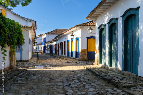 Φωτογραφία Cozy street of historical center in Paraty, Rio de Janeiro, Brazil