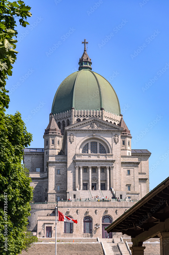 Fototapeta premium Saint Joseph's Oratory of Mount Royal