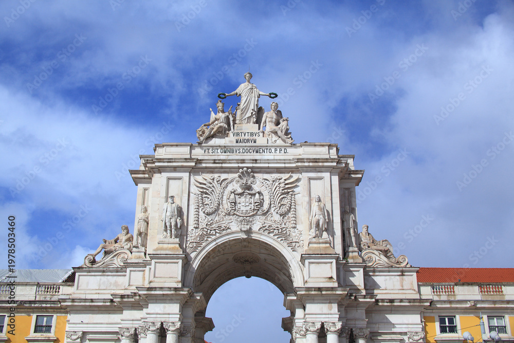 Fototapeta premium 조각,문양,월계관,아치,천장,아우구스타개선문,Arco da Rua Augusta,코메르시우광장,리스본,포르투갈