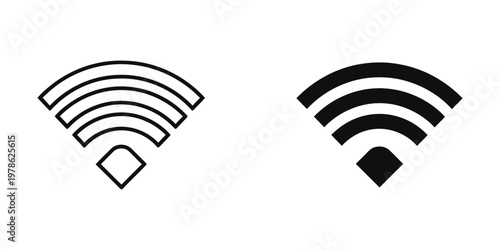 Comparison of two different wifi signal strength indicators with varying bar fill levels