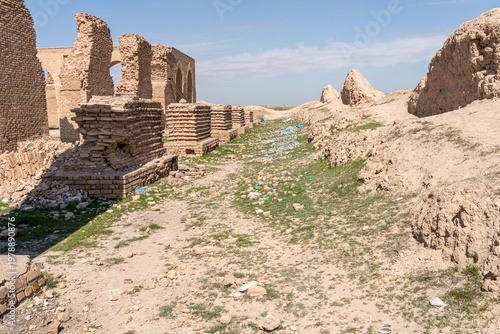 Exterior view, the 9th century Abbasid Abu Dulaf Mosque, Samarra, Iraq