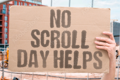 Slika na platnu "No Scroll Day Helps" People who designate regular no-scroll days consistently report better sleep quality and reduced feelings of social comparison