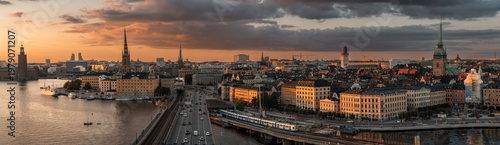 Canvas Print Gamla Stan old city in Stockholm, Sweden views of orange and yellow homes