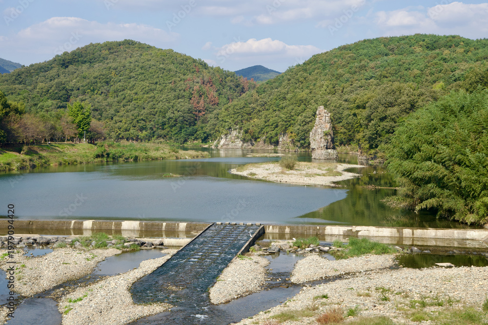 Fototapeta premium Weir Below Seonbawi Rock