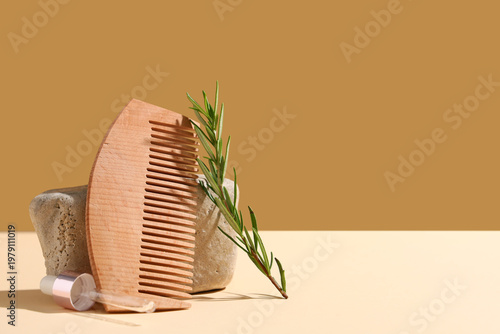 Wooden hair comb, stone, pi...