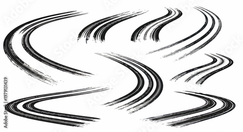 Zestaw czarnych, dynamicznych śladów opon i pociągnięć pędzla symbolizujących prędkość oraz ruch, idealny do projektów graficznych na białym tle.