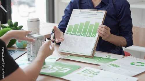 A group of Asian business leaders discussed ESG strategies, risk management, workshops on SDG reports, climate change, green finance, and environmentally friendly investment.