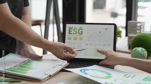 A group of Asian business leaders discussed ESG strategies, risk management, workshops on SDG reports, climate change, green finance, and environmentally friendly investment.