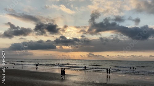 tramonto sull'oceano