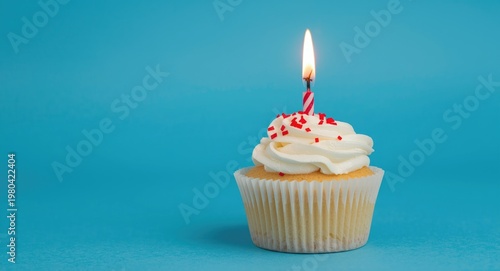 Delicious cupcake with a bu...