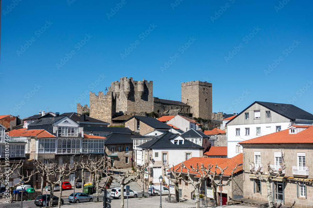 Fototapeta premium Imposing 14th Century Medieval Castle of Castro Caldelas, Gothic Military Architecture, Ourense, Spain