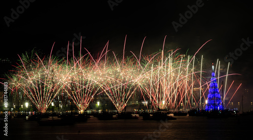 Photos Fireworks Celebrate the Floating Christmas Tree Inauguration at Botafogo Beach i