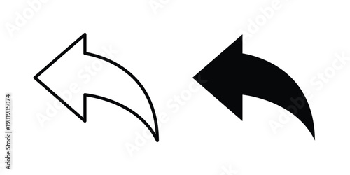 Reply icon editable vector pack. Black flat and line symbols