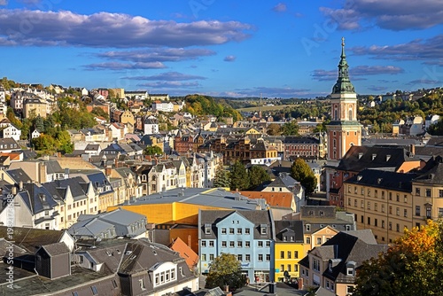 greiz, deutschland - panorama mit turm der stadtkirche st. marien