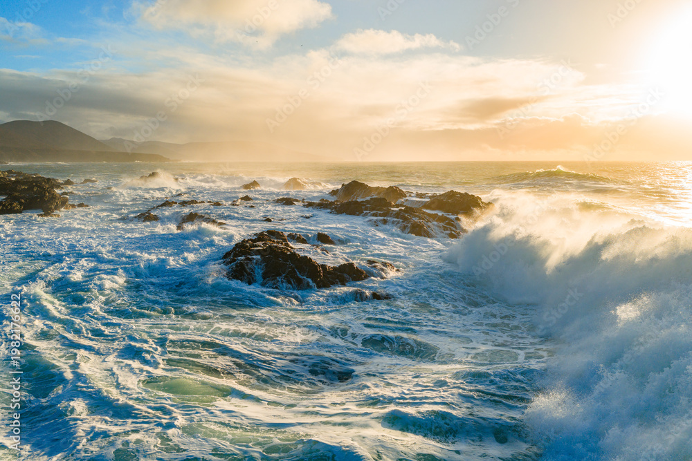 Fototapeta premium Atlantic Ocean, Fuerteventura, Canary Islands, Spain