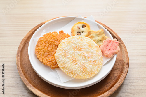 おせんべいの盛り合わせ