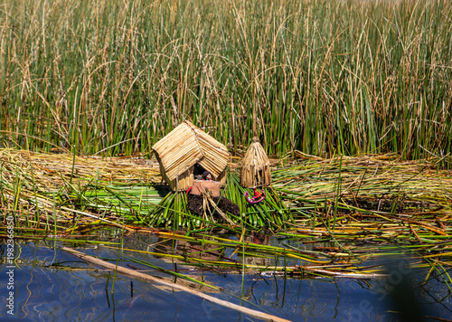 reed doll house on Lake Titicaca 