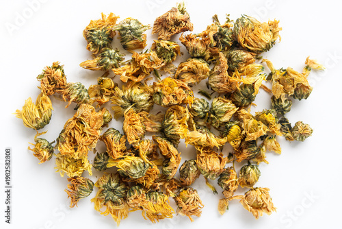 Konstfotografi Dried chrysanthemum flowers, a popular herbal infusion in many Asian cultures